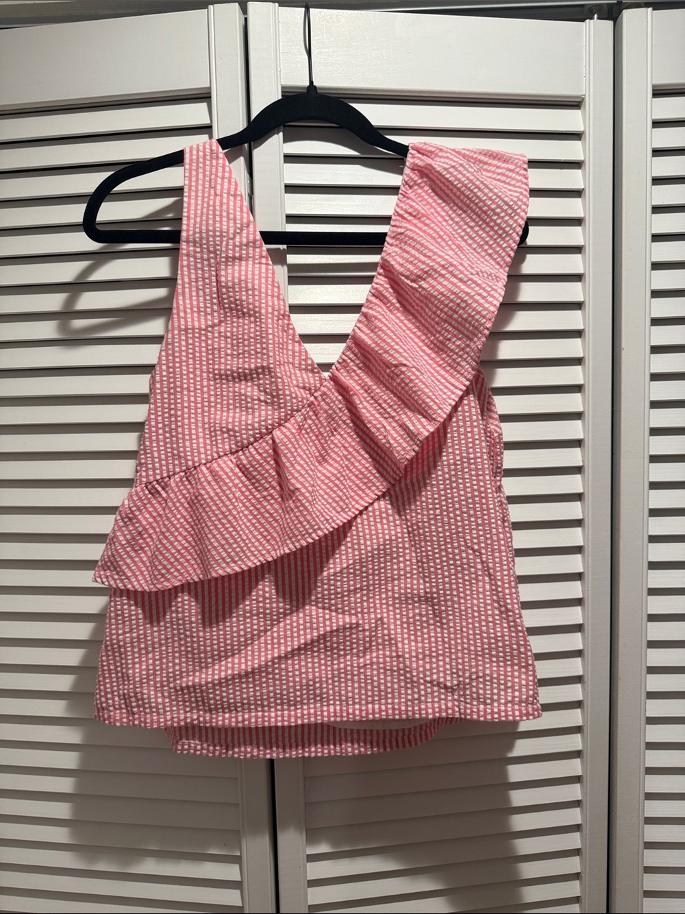Vineyard Vines Pink Seersucker Ruffle One-Shoulder Tank